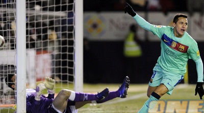 סאנצ´ס כובש ורץ לחגוג (רויטרס)