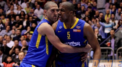 הנדריקס ובורשטיין (יוסי ציפקיס)