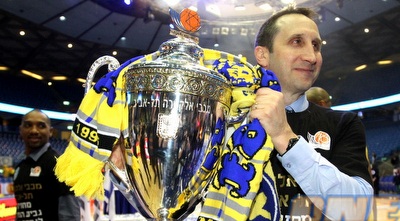 בלאט והגביע (שי לוי)