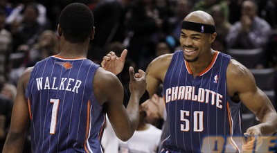 קמבה ווקר וקורי מאגט (רויטרס) קמבה ווקר וקורי מאגט (רויטרס)