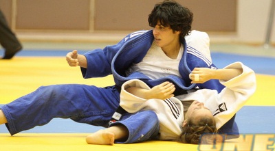 רוני שוורץ. אכזבה לג´ודוקא (משה חרמון)