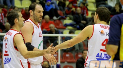 קוז´יקרו, פרחי, גורדון (יניב גונן) קוז´יקרו, פרחי, גורדון (יניב גונן)