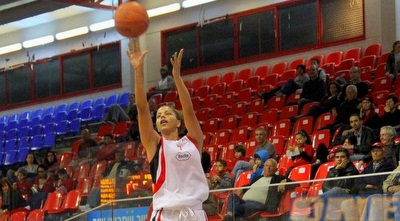 קלארק (יניב גונן)