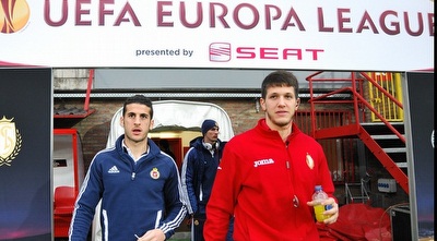 גרשון וביטון. המושבה מתפרקת (האתר הרשמי של ויסלה קראקוב) גרשון וביטון. המושבה מתפרקת (האתר הרשמי של ויסלה קראקוב)