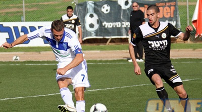 שבצ´נקו מול הפועל כפ&qout;ס (האתר הרשמי של קייב)