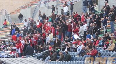 אוהדי הפועל ירושלים. מאמן חדש לקבוצה (גיא בן זיו) אוהדי הפועל ירושלים. מאמן חדש לקבוצה (גיא בן זיו)