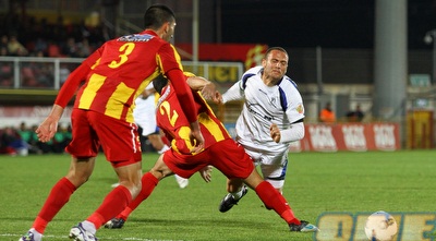 יניב לוזון (שי לוי)