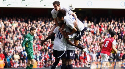 שחקני טוטנהאם חוגגים (GettyImages)