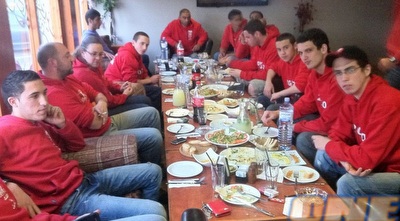 אוהדי הפועל חיפה וסכנין בארוחה משותפת