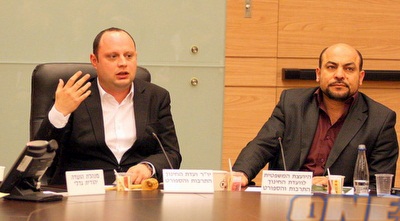 אלכס מילר (משמאל).  (משה חרמון)