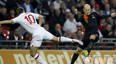 רובן עובר את ג´רארד (רויטרס)