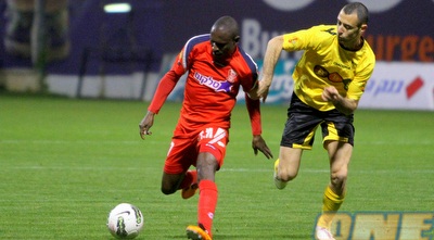 קרופניק שומר על דמאו (יניב גונן) קרופניק שומר על דמאו (יניב גונן)