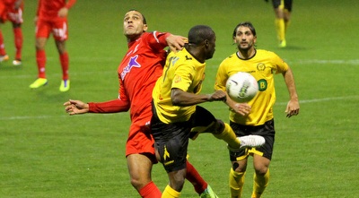 ראדי מול פינאס (יניב גונן) ראדי מול פינאס (יניב גונן)