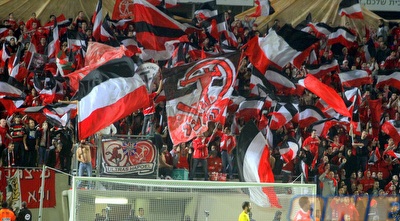 אוהדי הפועל ת&qout;א בדבי (יניב גונן)