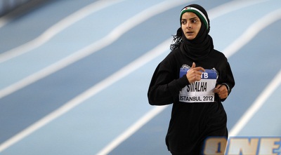 הרצה הפלסטינית, ווראוד סוואלחה במהלך מוקדמות ה-800 מטרים (רויטרס)