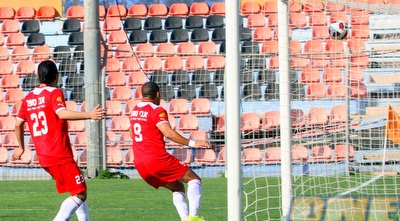 פרננדס מבקיע (יניב גונן)