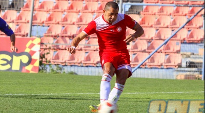 פרננדס מבקיע את הפנדל (יניב גונן)