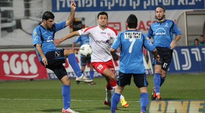 אזארוב (עמית מצפה)