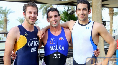 מימין למשמאל: נווה כהן (מקום 2), יונתן כהן (1) וגיא כפתורי (3) (יניב גונן)