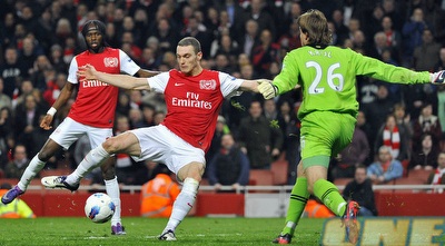 תומאס ורמאלן כובש את שער הניצחון (רויטרס)