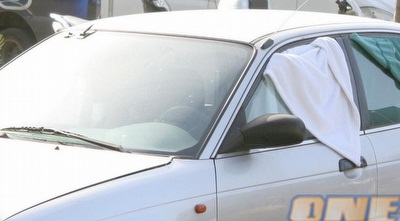 הרכב בו הגיעו הנער ואמו (חגי ניזרי) הרכב בו הגיעו הנער ואמו (חגי ניזרי)