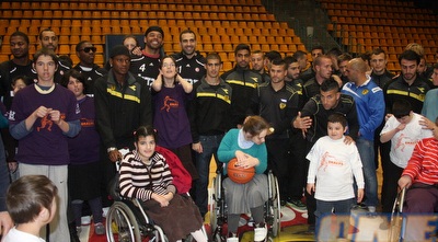 שחקני בית&qout;ר והפועל ירושלים (גיא בן זיו) שחקני בית&qout;ר והפועל ירושלים (גיא בן זיו)