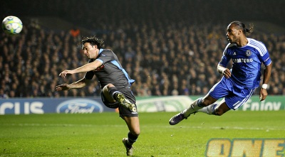 דרוגבה כובש (רויטרס) דרוגבה כובש (רויטרס)