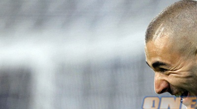 קבלו זווית נוספת לחגיגה של קארים בנזמה (רויטרס) קבלו זווית נוספת לחגיגה של קארים בנזמה (רויטרס)