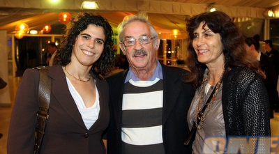 אסתר רוט שחמורוב ויעל ארד (שי לוי)