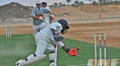 גם קריקט בין הענפים במשחקי אילת (מאיר כפיר)