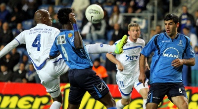 מסודי מול אדו, מוחא מביט (שי לוי) מסודי מול אדו, מוחא מביט (שי לוי)