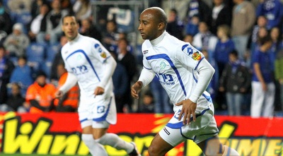 ברוך דגו רץ לחגוג את השער (שי לוי) ברוך דגו רץ לחגוג את השער (שי לוי)