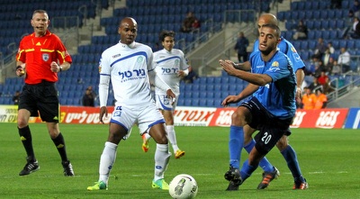 אורי כהן מול מסודי (שי לוי) אורי כהן מול מסודי (שי לוי)