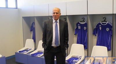 אבי לוזון בבית הנבחרות (יוסי ציפקיס) אבי לוזון בבית הנבחרות (יוסי ציפקיס)