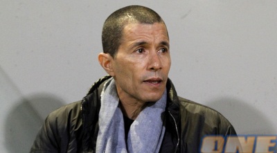 אלי טביב. לא באמת רוצה למכור (יוסי ציפקיס) אלי טביב. לא באמת רוצה למכור (יוסי ציפקיס)