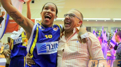 עדני דגן, תמרה יאנג (יניב גונן)