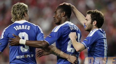 מאטה וטורס חוגגים עם קאלו (רויטרס)