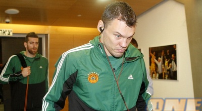 שאראס מגיע להיכל נוקיה (יוסי ציפקיס)