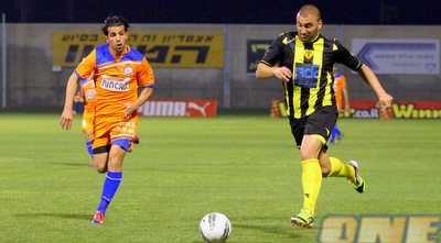 ערן לוי מול קובי מוסא (יניב גונן)