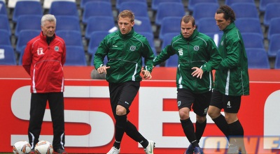 שחקני האנובר בהכנות אחרונות לאתלטיקו (GettyImages)