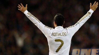 כריסטיאנו רונאלדו חוגג את השלישי (רויטרס) כריסטיאנו רונאלדו חוגג את השלישי (רויטרס)