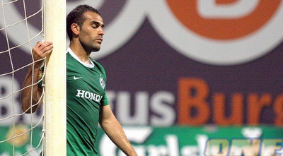 עמאשה. מפגש לא נעים עם הקורה (משה חרמון)