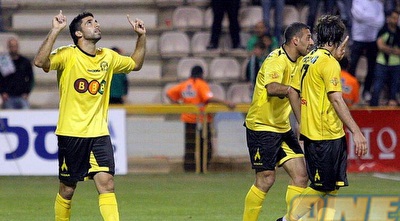 חן עזרא חוגג את השער. &qout;לי ולנתניה יש מטרה&qout; (משה חרמון) חן עזרא חוגג את השער. &qout;לי ולנתניה יש מטרה&qout; (משה חרמון)