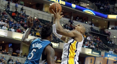 דייויד ווסט עולה לסל (GettyImages)