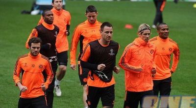 שחקני צ´לסי באימון (GettyImages) שחקני צ´לסי באימון (GettyImages)