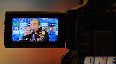 די מתיאו בעדשת המצלמה. בארסה לא אוהבת לשחק נגדם (GettyImages) די מתיאו בעדשת המצלמה. בארסה לא אוהבת לשחק נגדם (GettyImages)