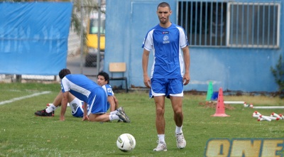 עומר גולן (חגי ניזרי)