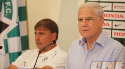 יעקב שחר ואלישע לוי במסיבת העיתונאים (עמית מצפה)