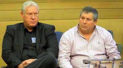 אריה אלטר ואבי קאופמן (משה חרמון)