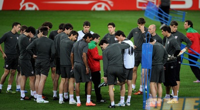 שחקני אתלטיק בילבאו מתאמנים (GettyImages) שחקני אתלטיק בילבאו מתאמנים (GettyImages)